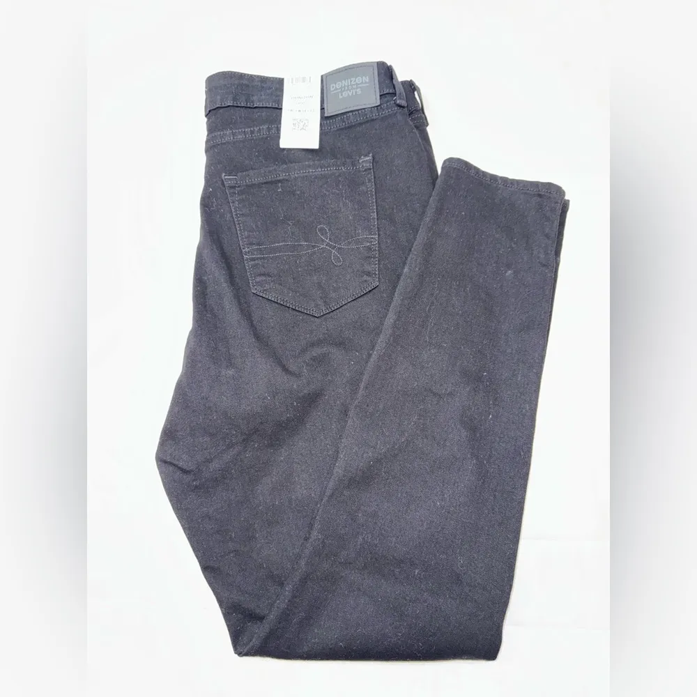New‎ Denizen From Levi’s Women's Black Mid Rise Skinny Jeans- Size 18L - Image 8