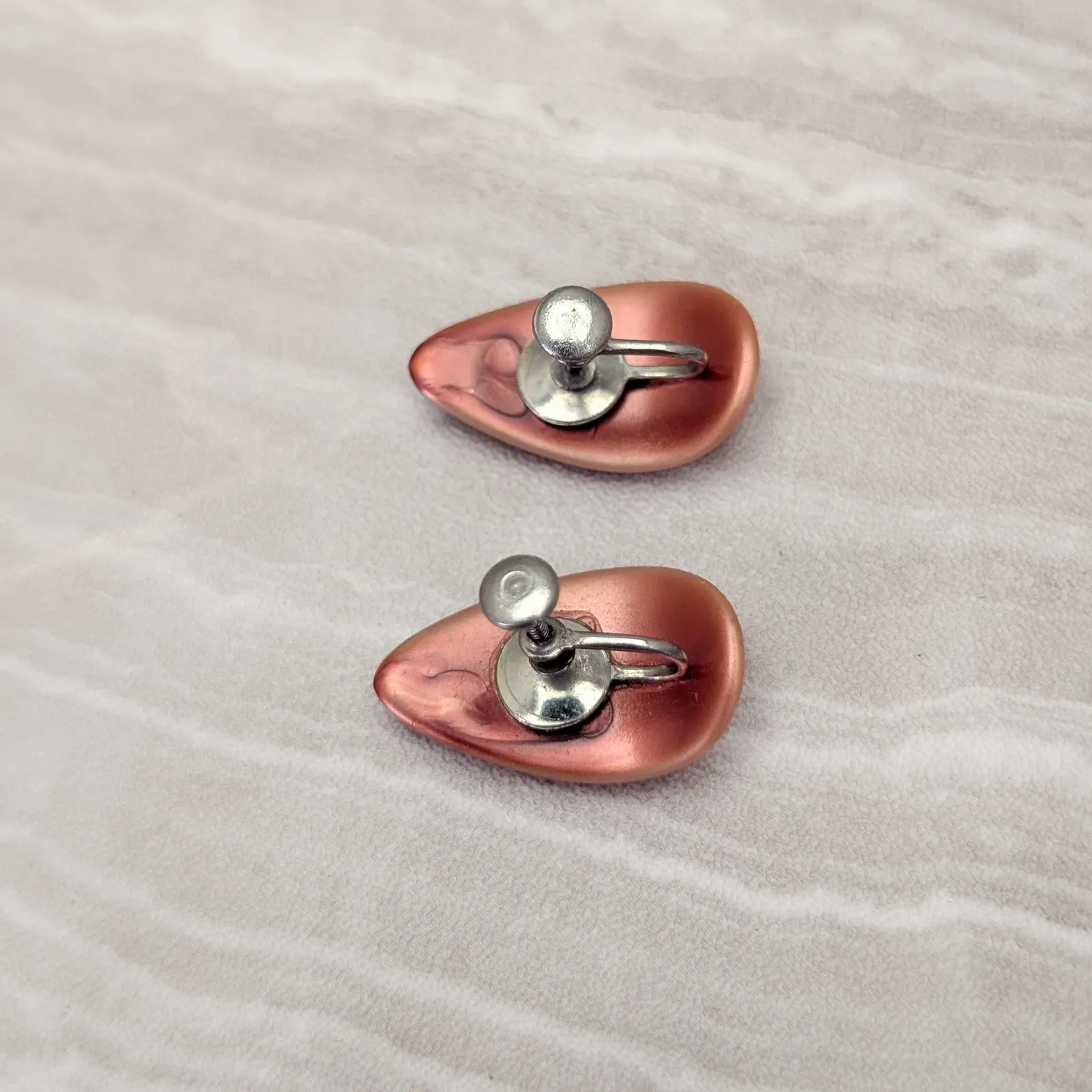 Vintage Screw Back Earrings Dark Burnt Orange Retro Curved Teardrop Shape - Image 5