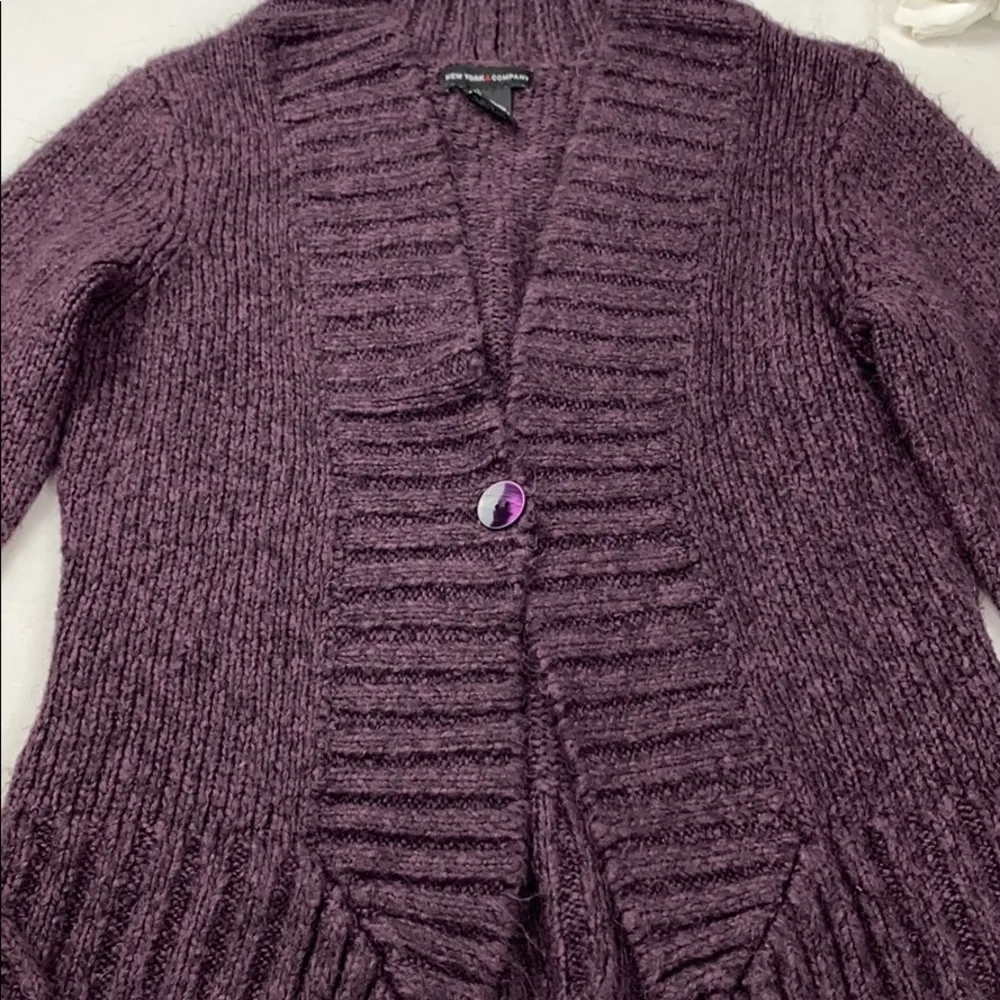 New York And Company Dark Purple Fuzzy Sweater S - Image 4