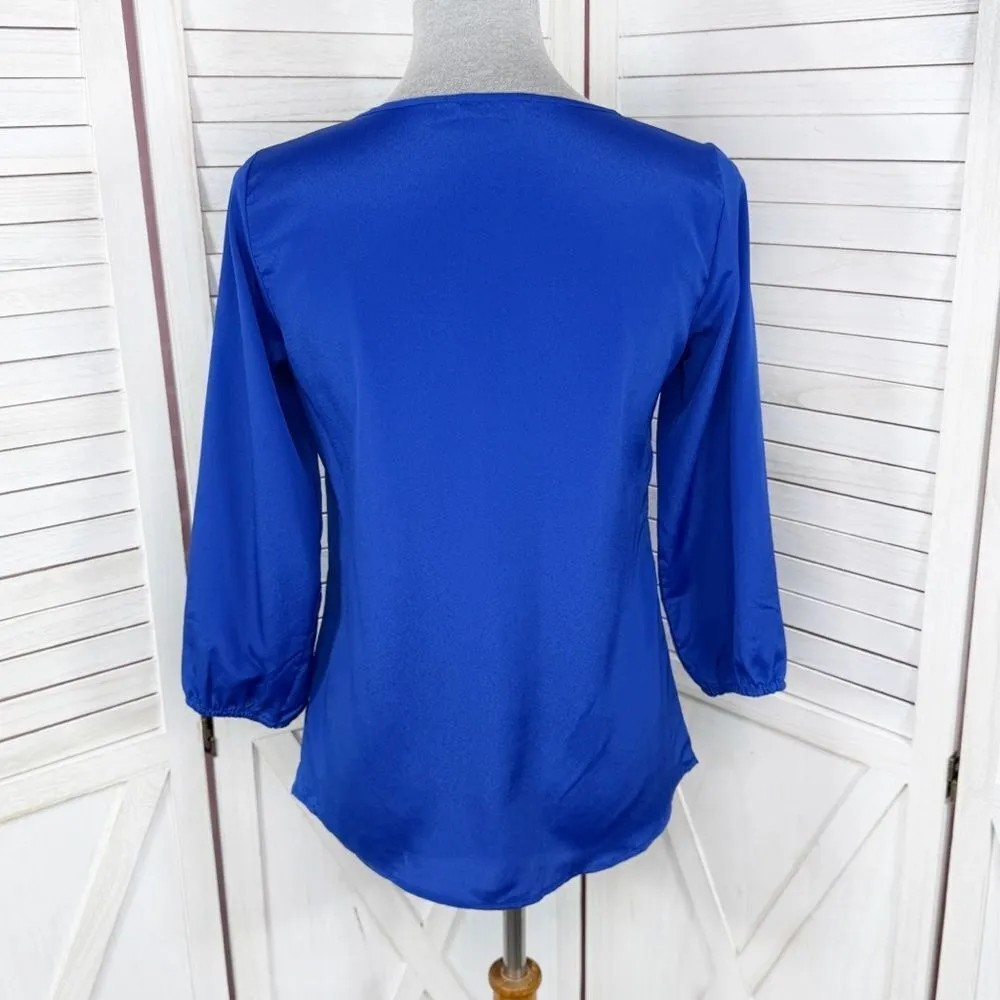 The Limited Cutouts Tie‎ Neck Shimmer Crepe Blouse Blue XS - Image 4