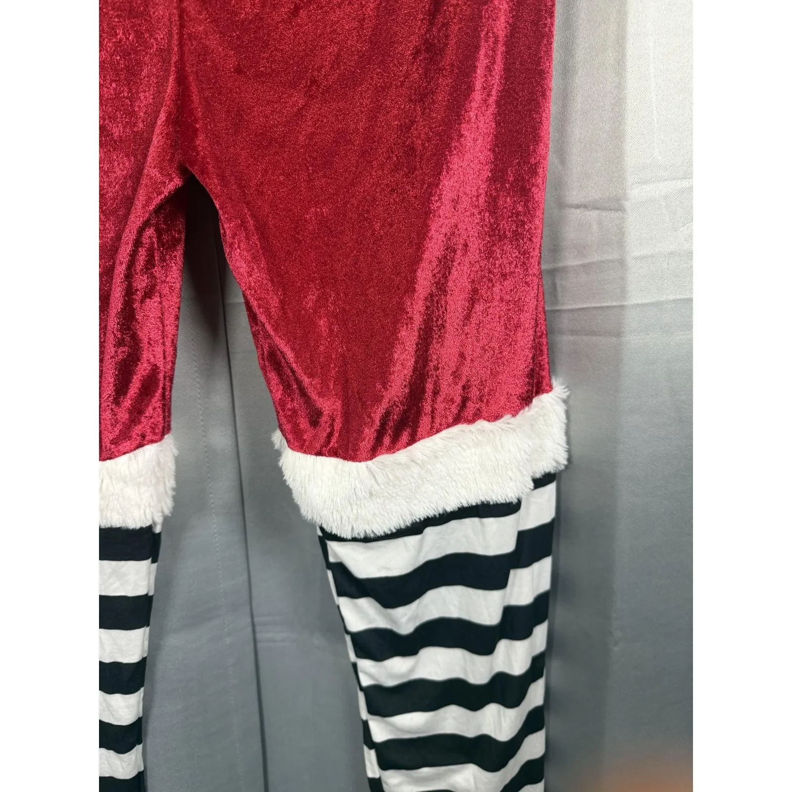 100% Poof Pants Womens Medium Red Black White Santa Faux Belt Striped Leggings - Image 6