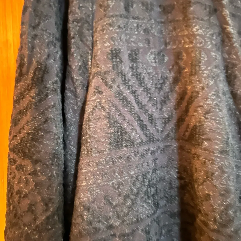 Intricately Patterned Sweater/Blazer/Jacket—Perfect for Fall, Great Condition - Image 5