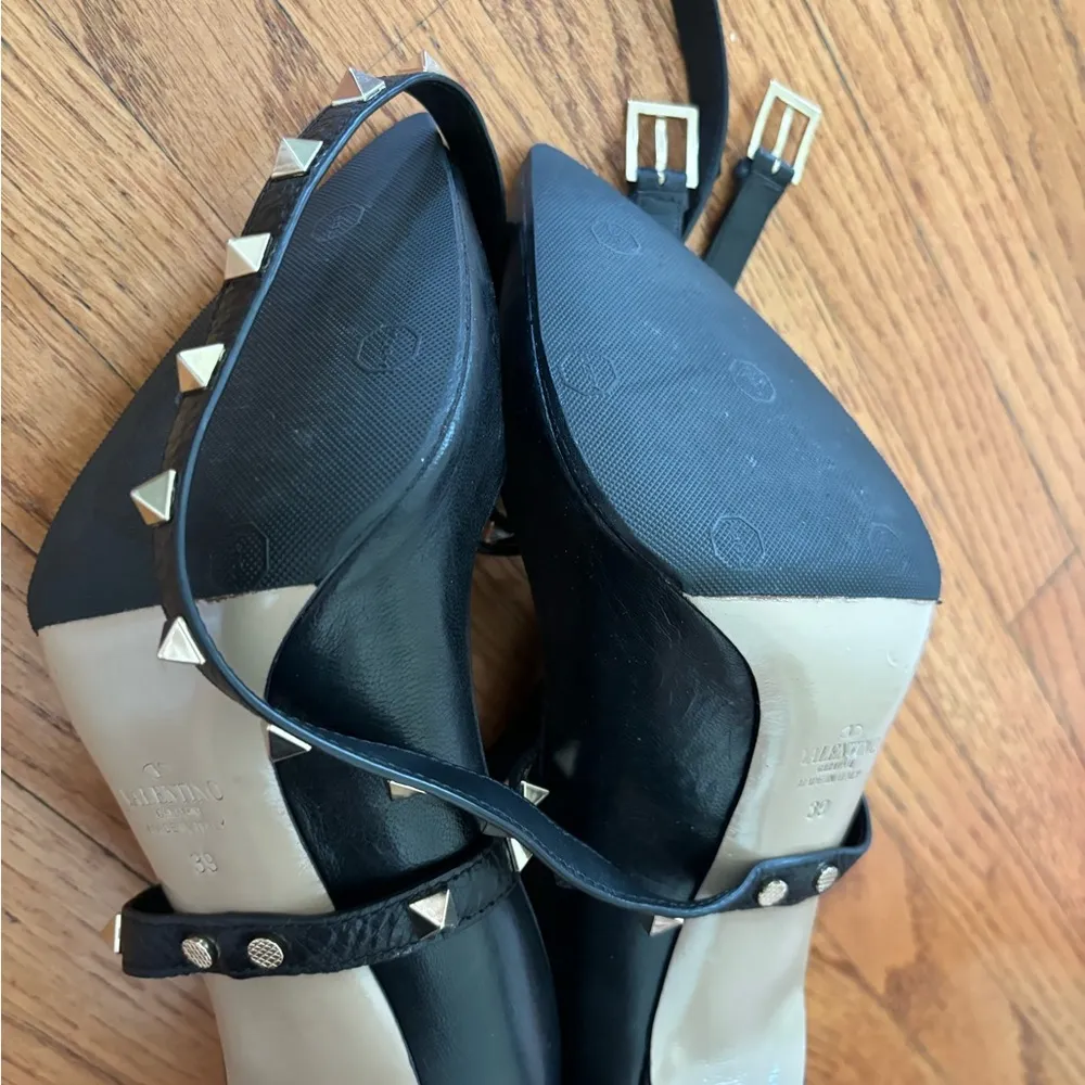 Valentino Black Pointed Studded Heels - Image 5