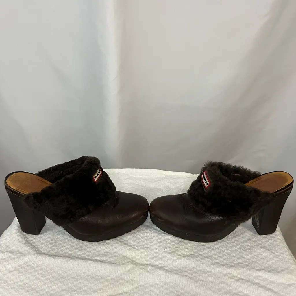 Hunter Brunson Women’s Leather Shearling lined Block Heel Clogs Brown size 8 - Image 2