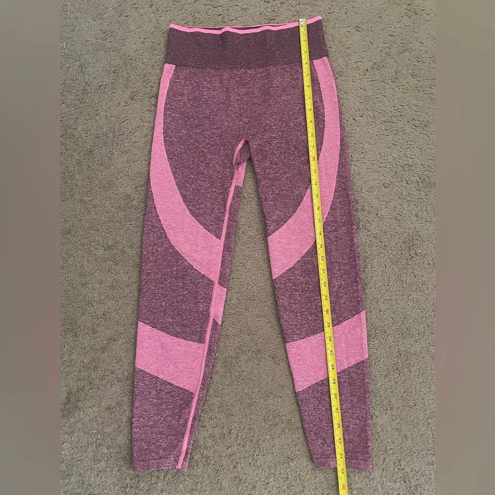 Victoria’s Secret (PINK) Seamless Two-Tone Activewear Leggings, Size M - Image 11