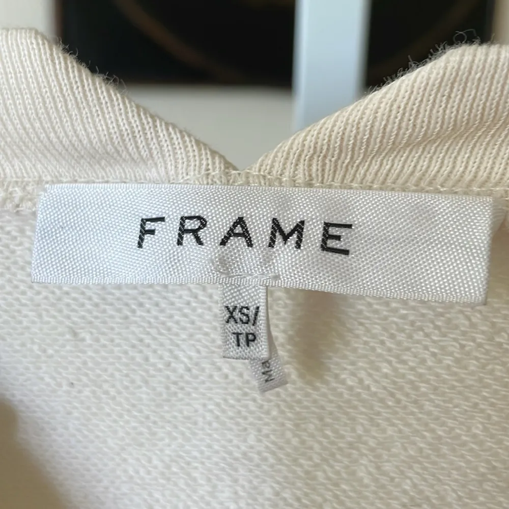 FRAME made in Peru winter white 100% organic pima cotton cropped sweatshirt - Image 4