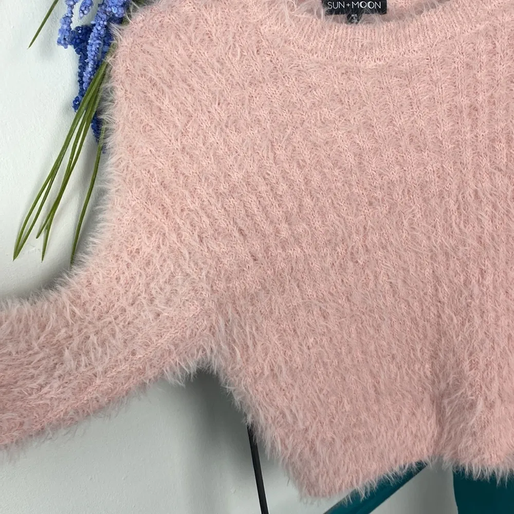 Sun+Moon pink cropped furry sweater - Image 4