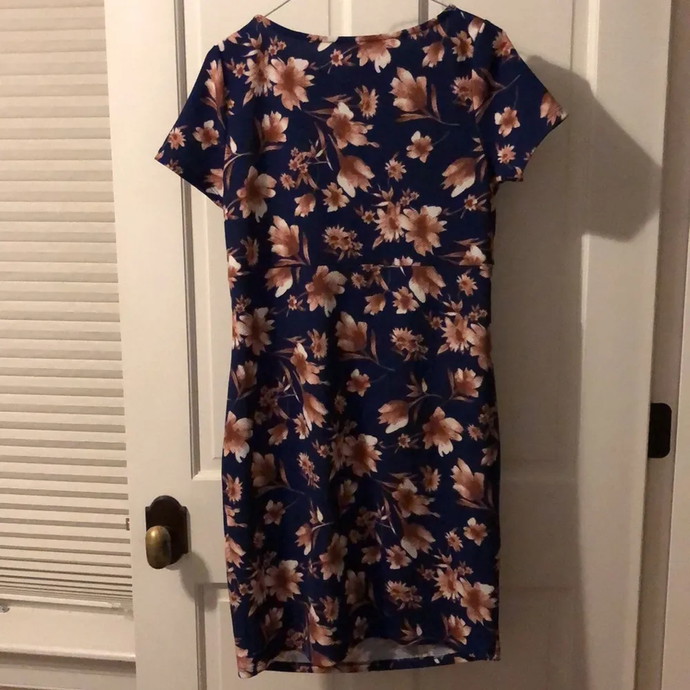 Pink Blush Floral Maternity Sleeveless Dress Size Large - Image 4