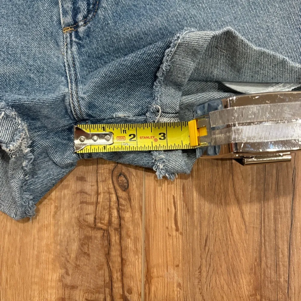 Vintage Wrangler Cutoff Shorts Women 32 Regular Fit Medium Wash Denim High Waist - Image 5