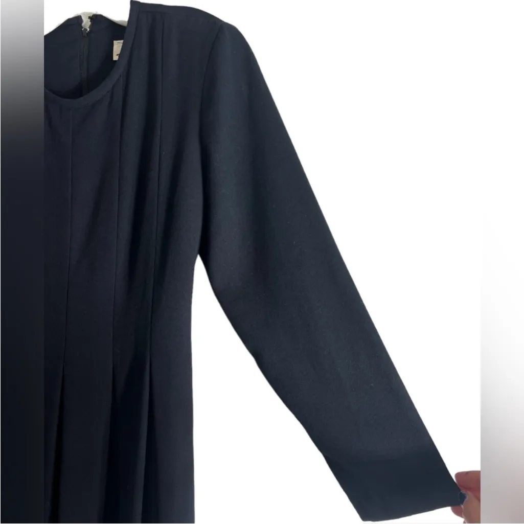 Vintage 1980s Orvis Black Pleated Dress with Shoulder Pads 12 Petite - Image 8