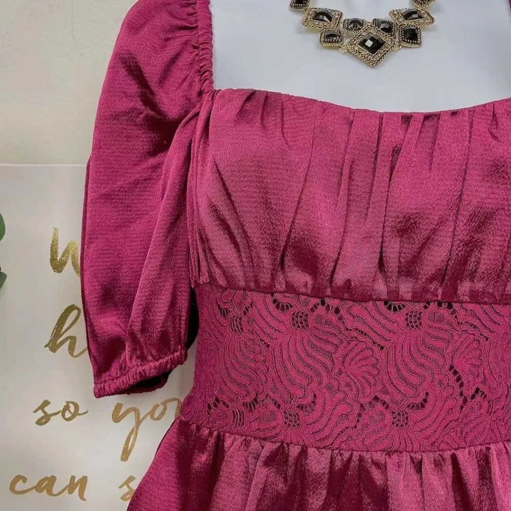 BELLEVUE THE LABEL Aurora Satin with Lace Short Sleeve Blouse Top Size Small NWT Purple - Image 3