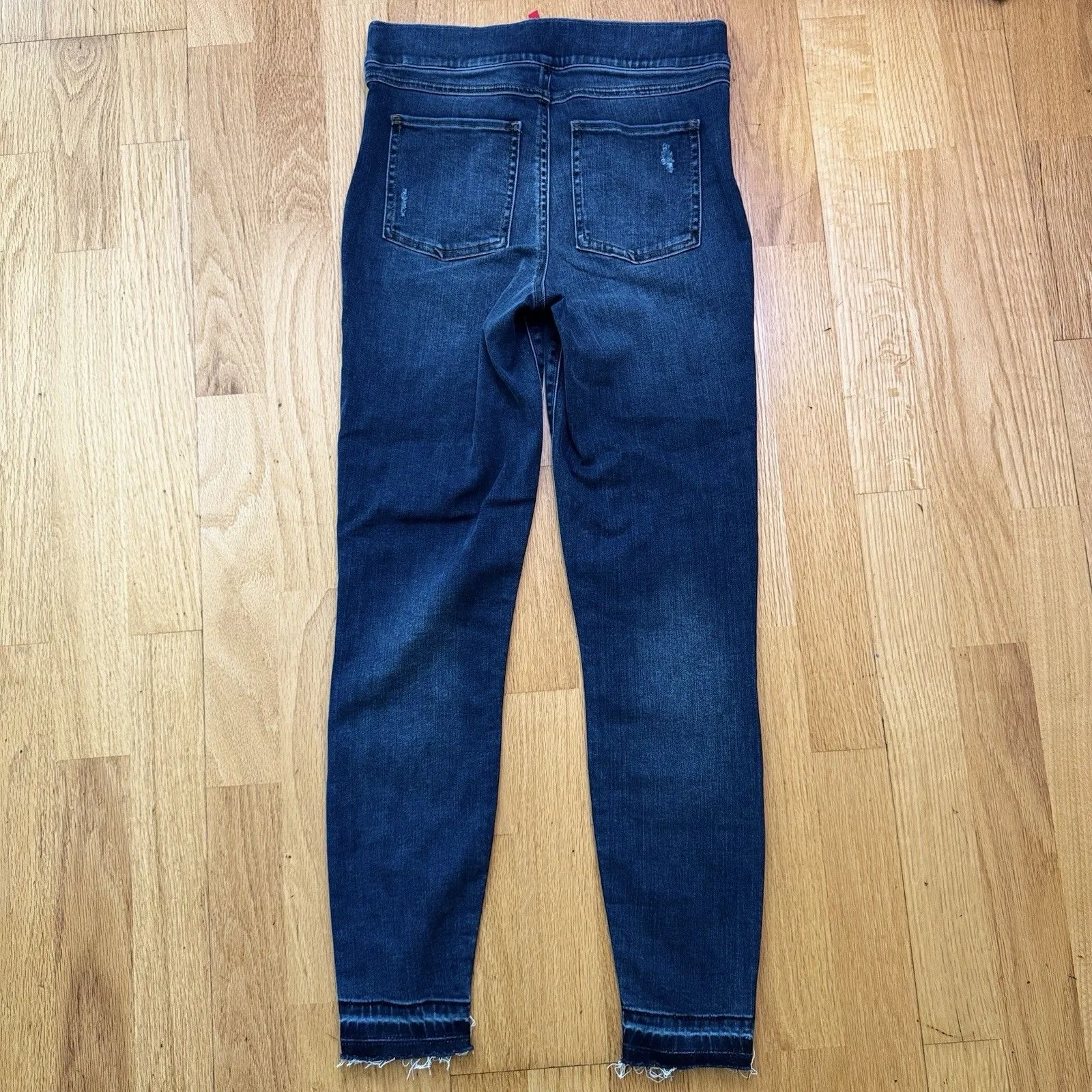 Spanx Women’s Distressed Denim Legging Raw Hem Medium Wash Blue Size S NWT - Image 2