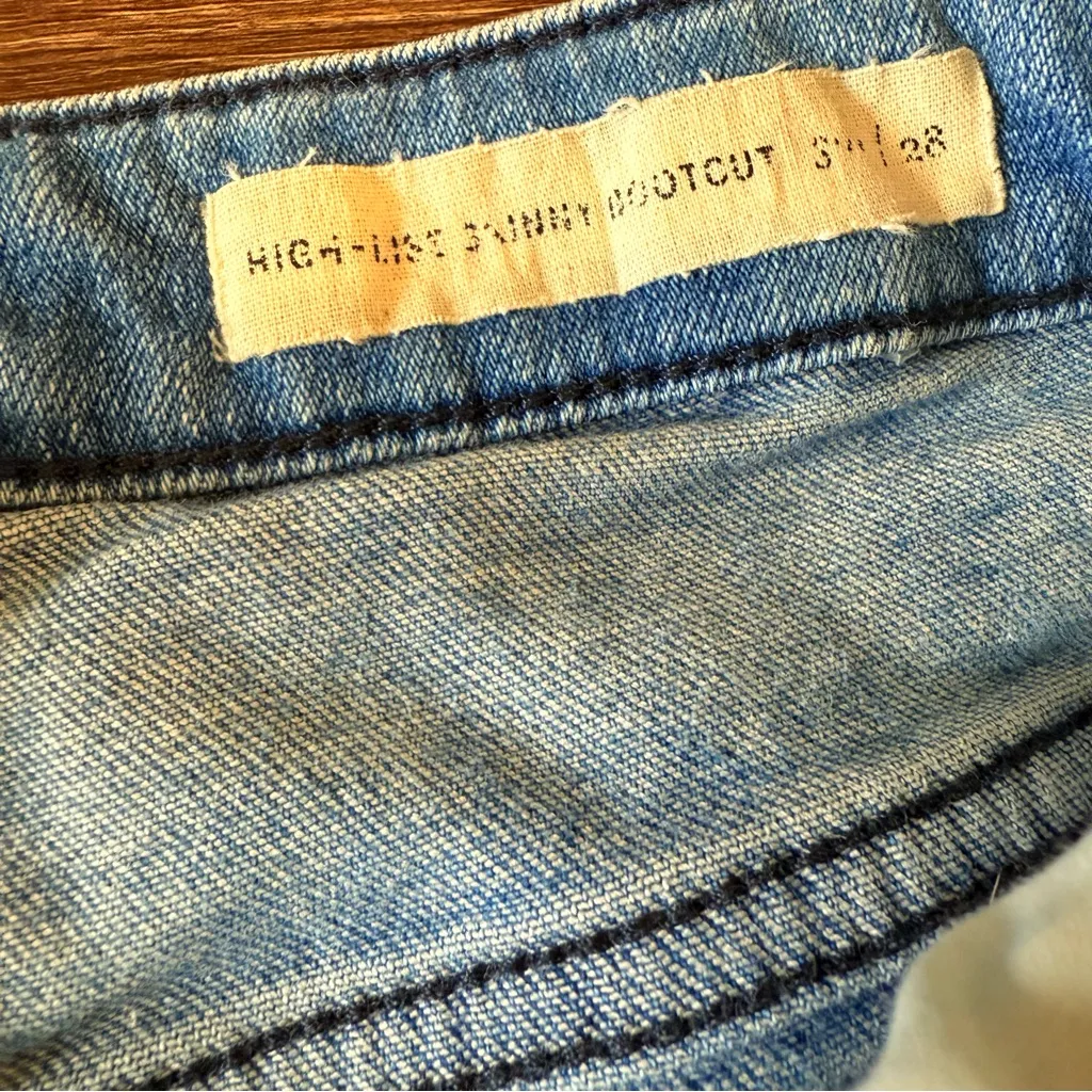 Pilcro‎ High Rise Skinny Bootcut Jeans Button Fly Raw Hem Slit Leg Anthropologie - Image 7