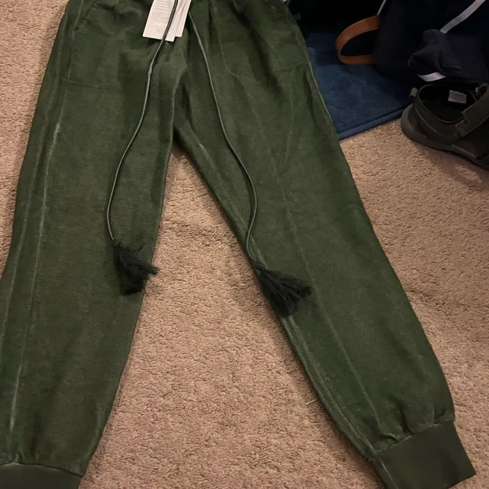 NWT something navy xxs green pants - Image 3