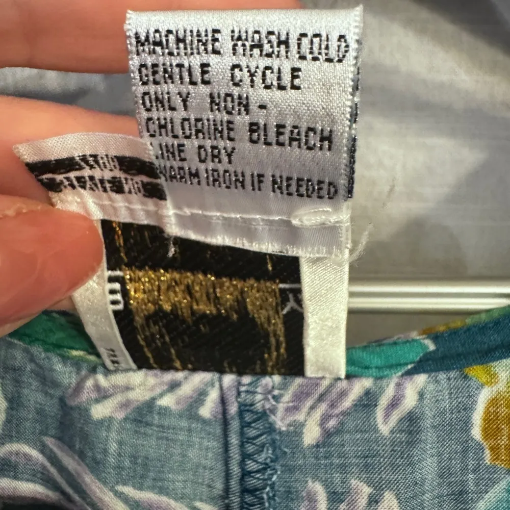 Vintage TR Bentley maxi dress size 12 white flowers blue flowey - Image 3