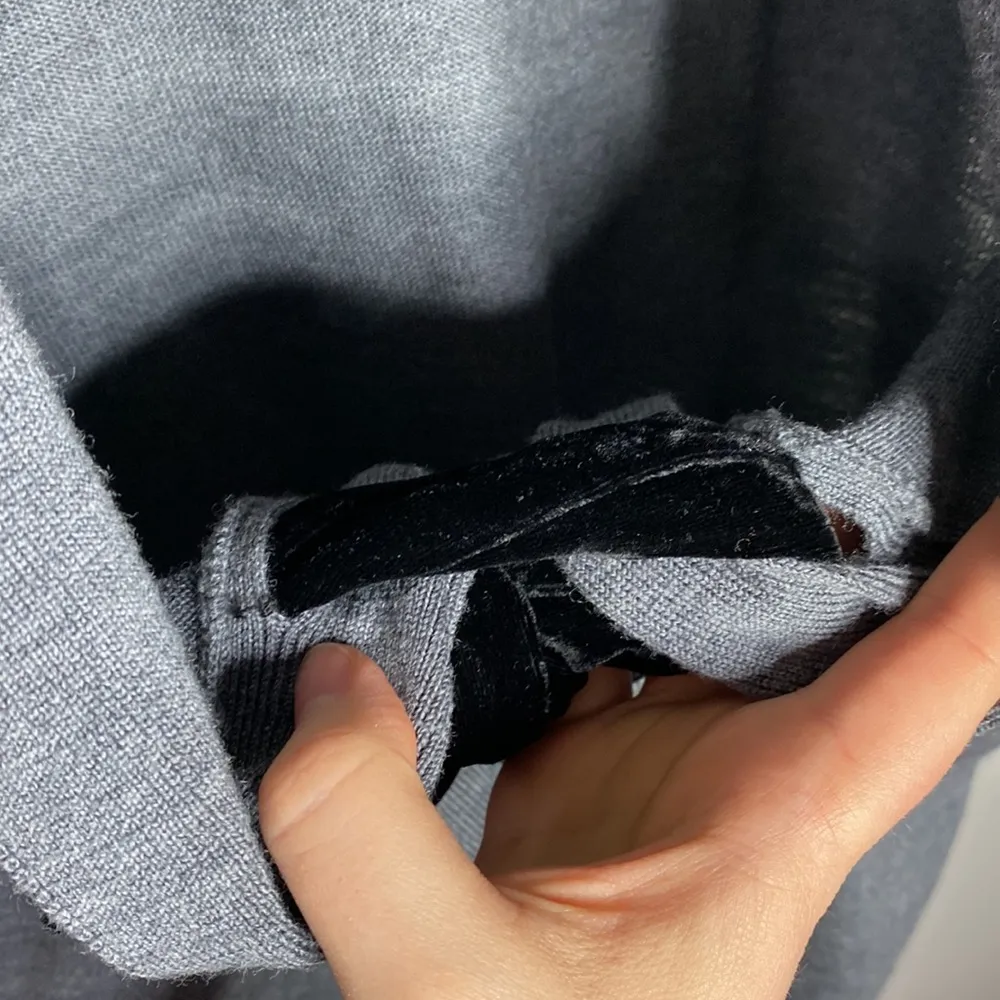 Talbots grey merino wool longline cardigan with velour front tie size Sp - Image 85