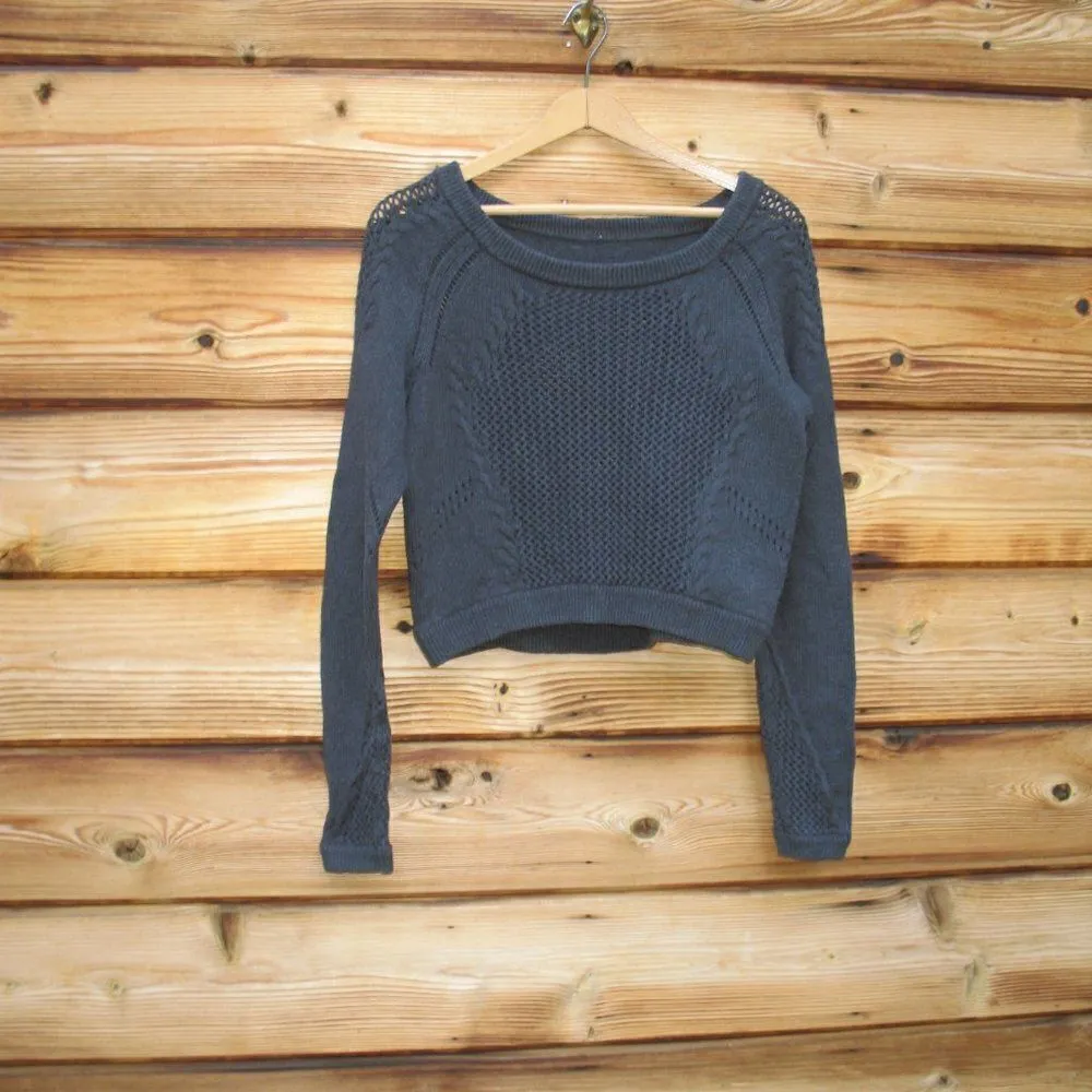 Lululemon Be Present Pullover Top Sweater Heathered Black 4 - Image 3