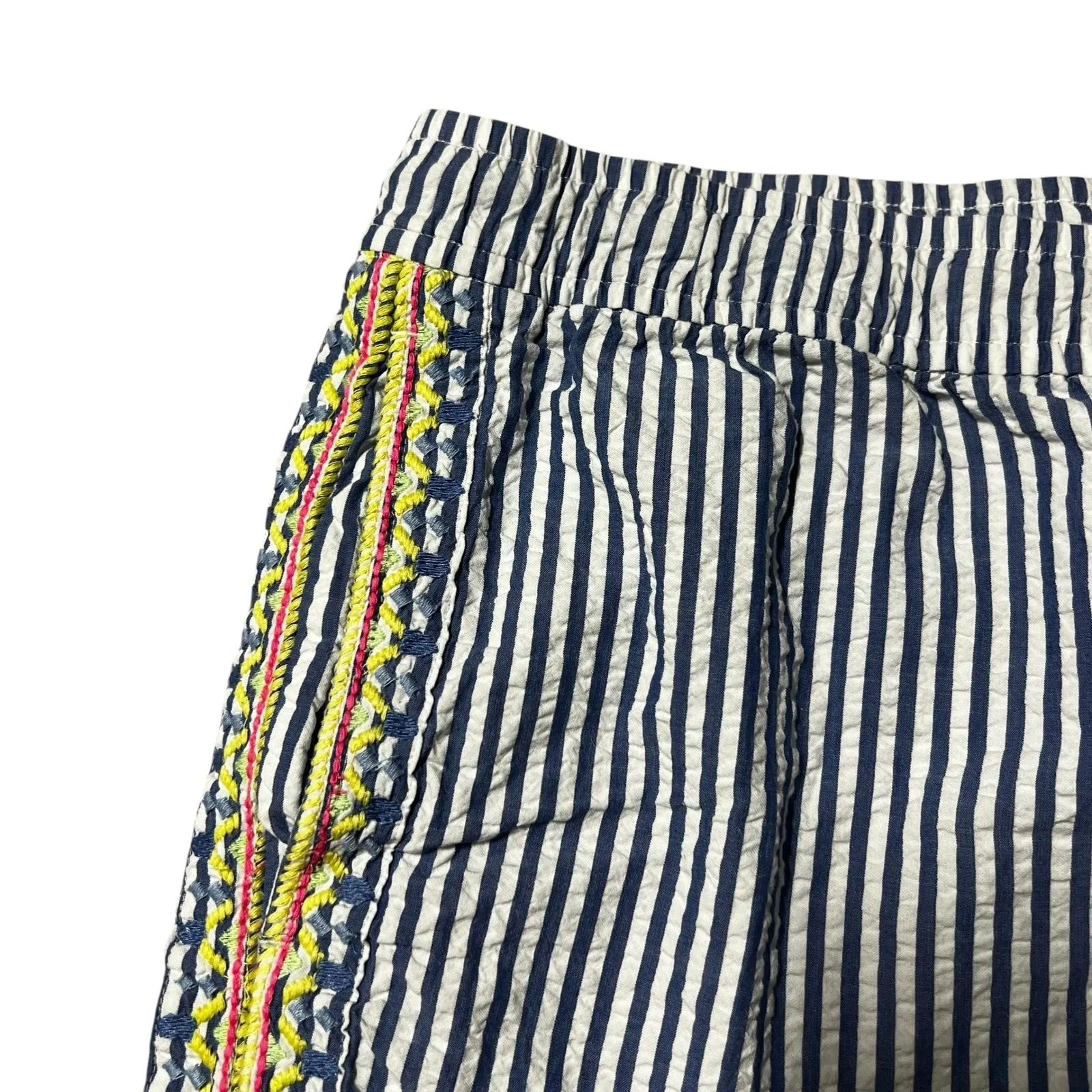 Vineyard Vines Striped Embroidered Shorts Women's Size 4 Blue White Yellow Pink - Image 2