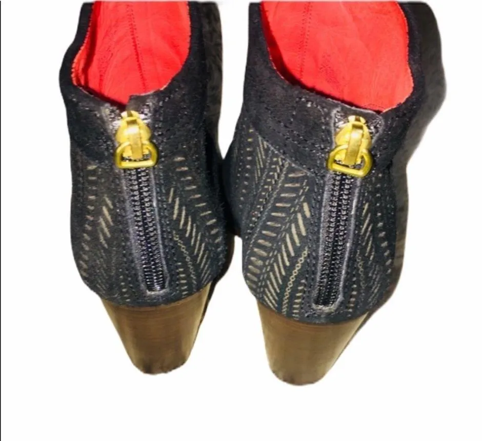 Coach Honey suede booties - Image 4