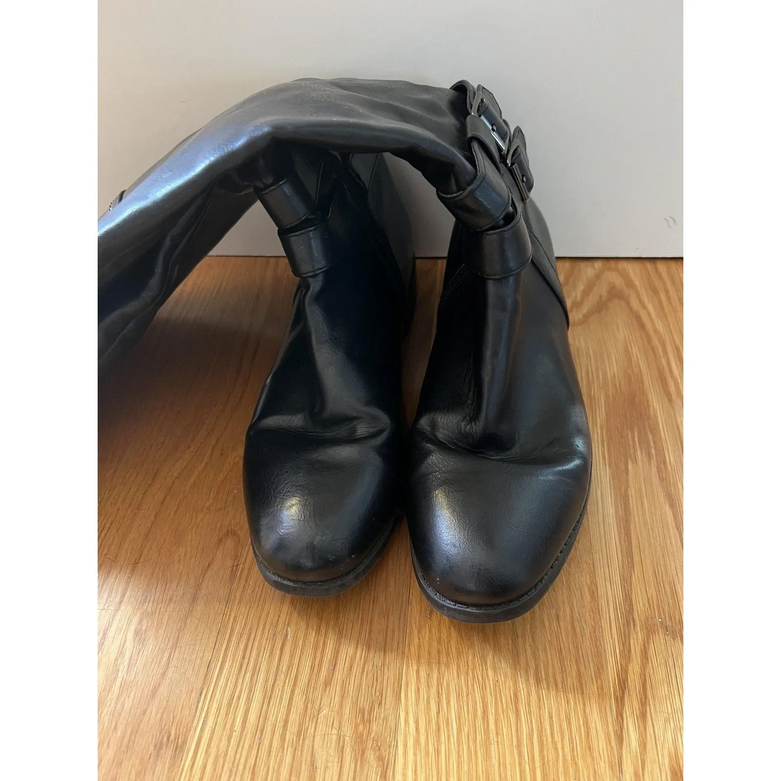 Toetos Diane Boots Womens Sz 7.5 Black Knee High Riding Buckle Zip Faux Leather - Image 5