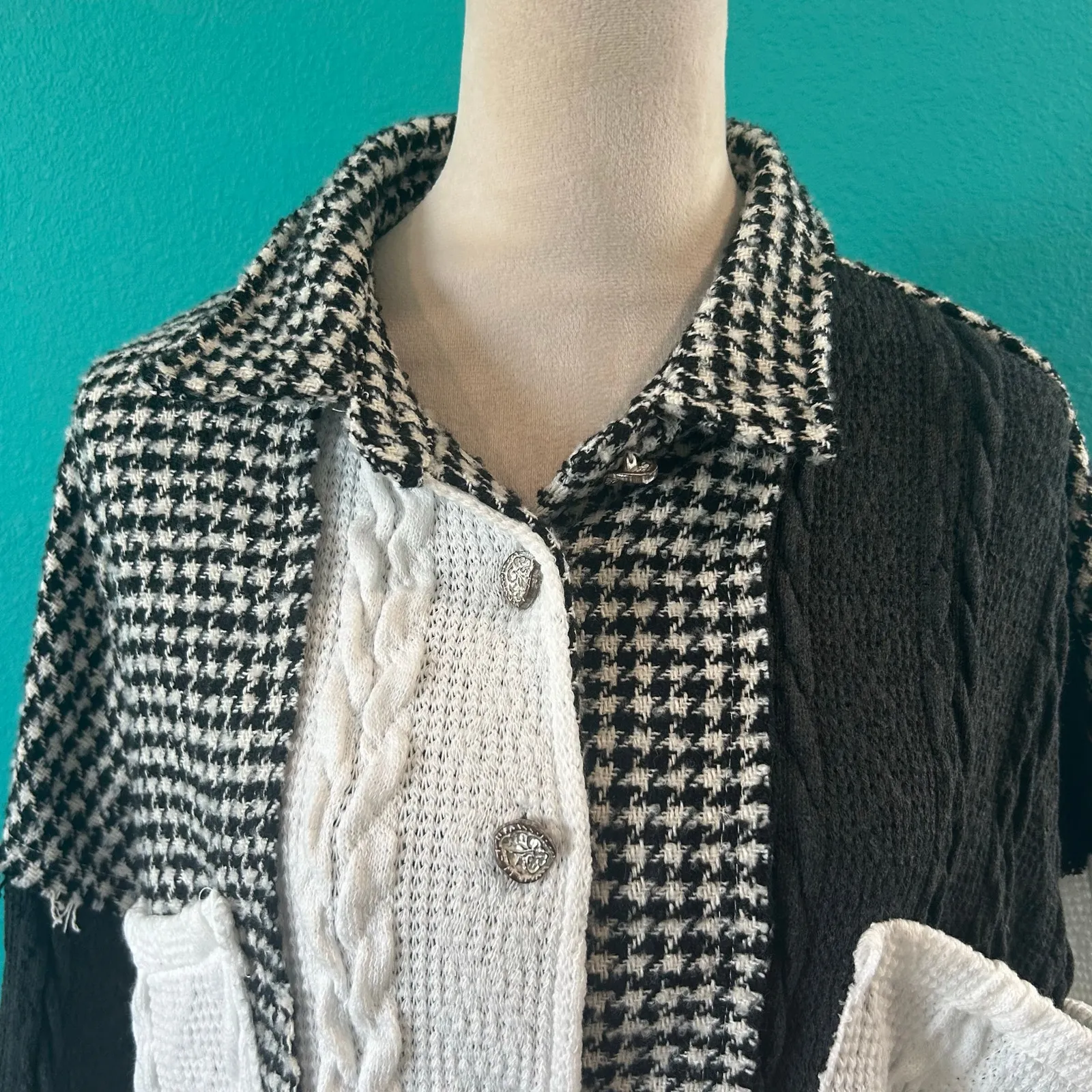 POL Houndstooth Sweater Shacket Black & Cream Oversized Patchwork Shirt Jacket S - Image 3