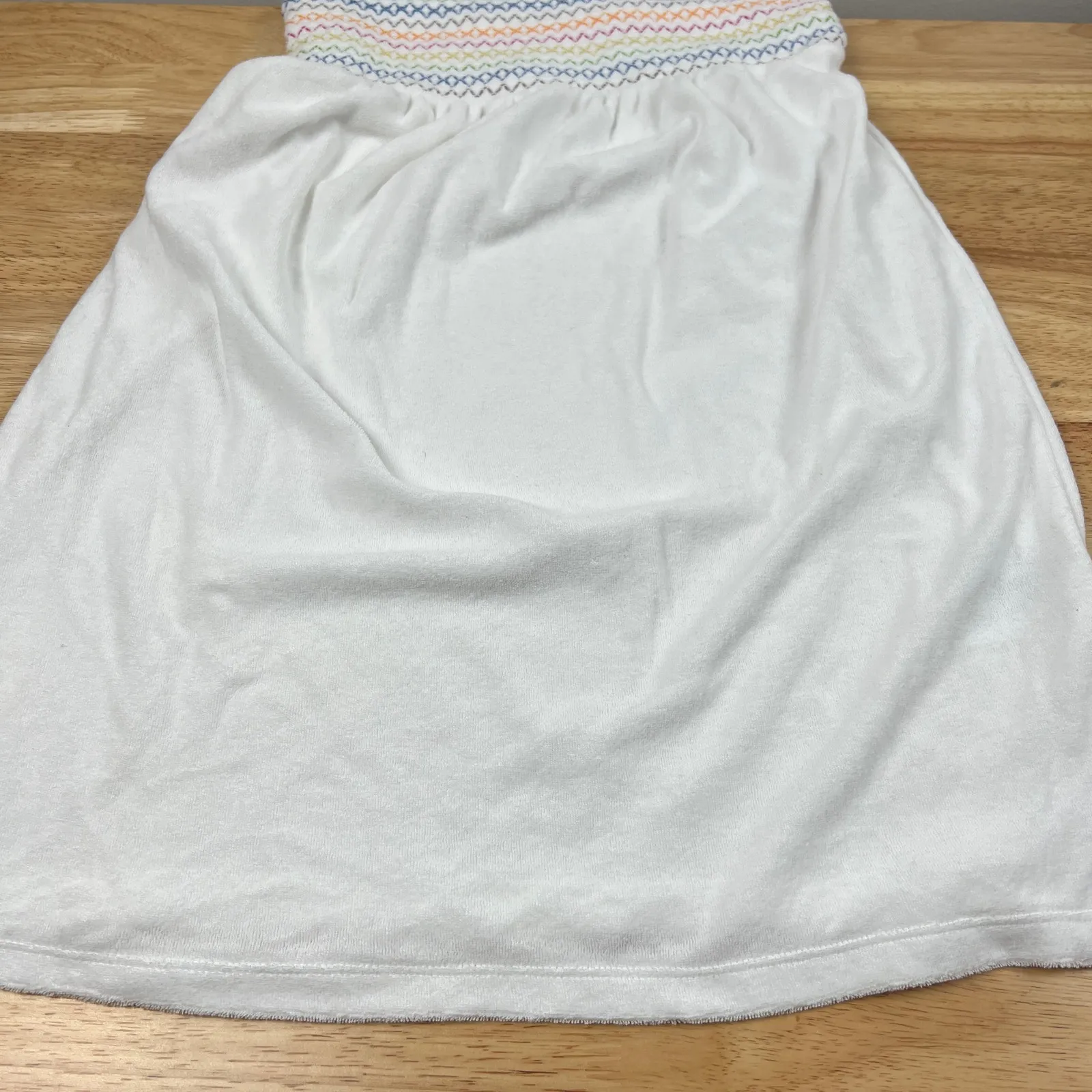 Wild Fable Women's White Rainbow Sleeveless Smocked Terry Dress - Medium - NWT - Image 7