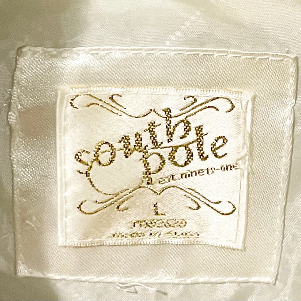 Southpole Large Y2K Metallic White Quilted Puffer Cropped Jacket - Image 3