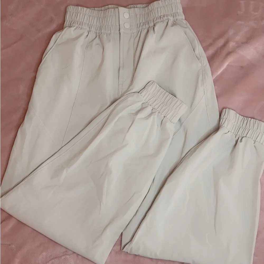 Women's Abercrombie & Fitch Joggers Brown Size XS - Image 6