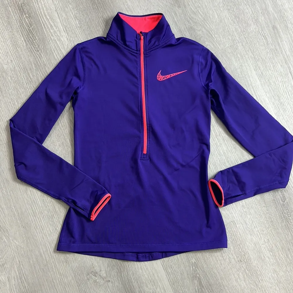 Nike • pro drifit half zip long sleeve with thumbholes - Image 8