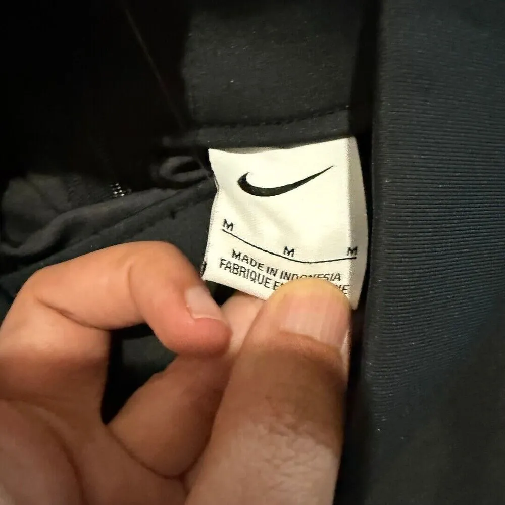 NWT Nike Team Tech Pack Woven Short High Waist Stretch DX0626-060 Women's Size M - Image 3