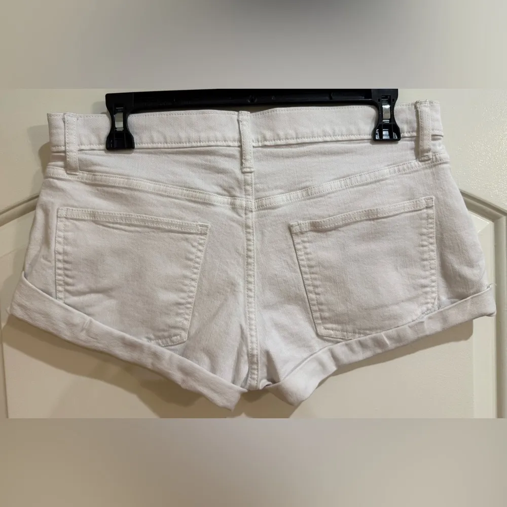 GAP Denim short. White Roll Up. 
Size 28
3 Short - Image 2