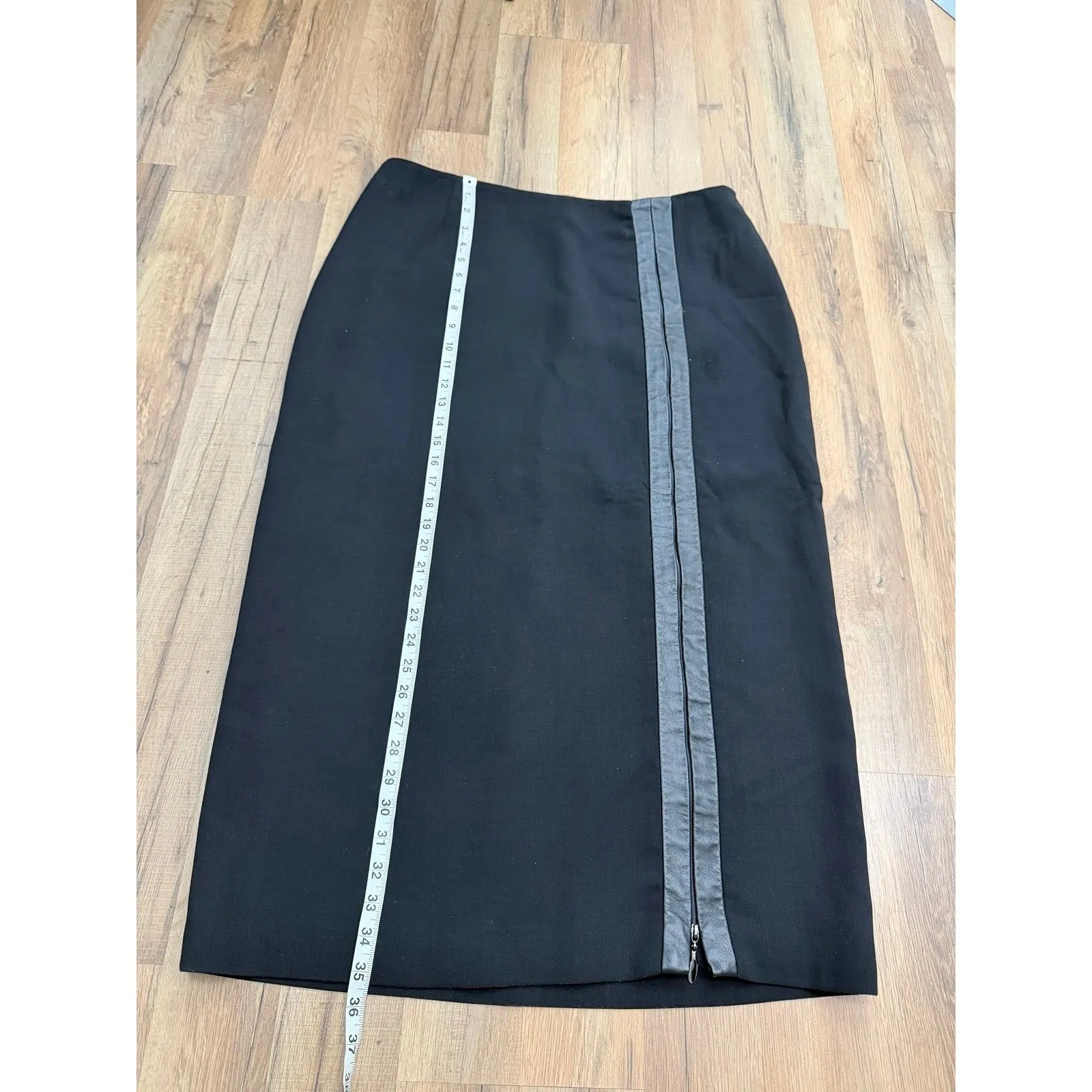 Dana Buchman Black Wool Pencil Skirt Size 16 Leather Trim Zip - Image 7