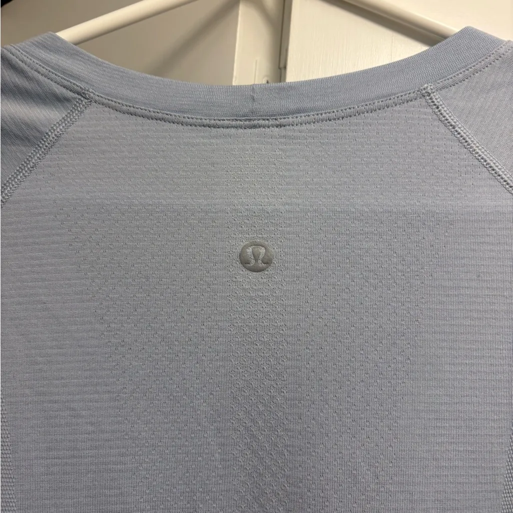 Lululemon Swiftly Tech Long Sleeve Crew Cool Breeze Size 12 - Image 5