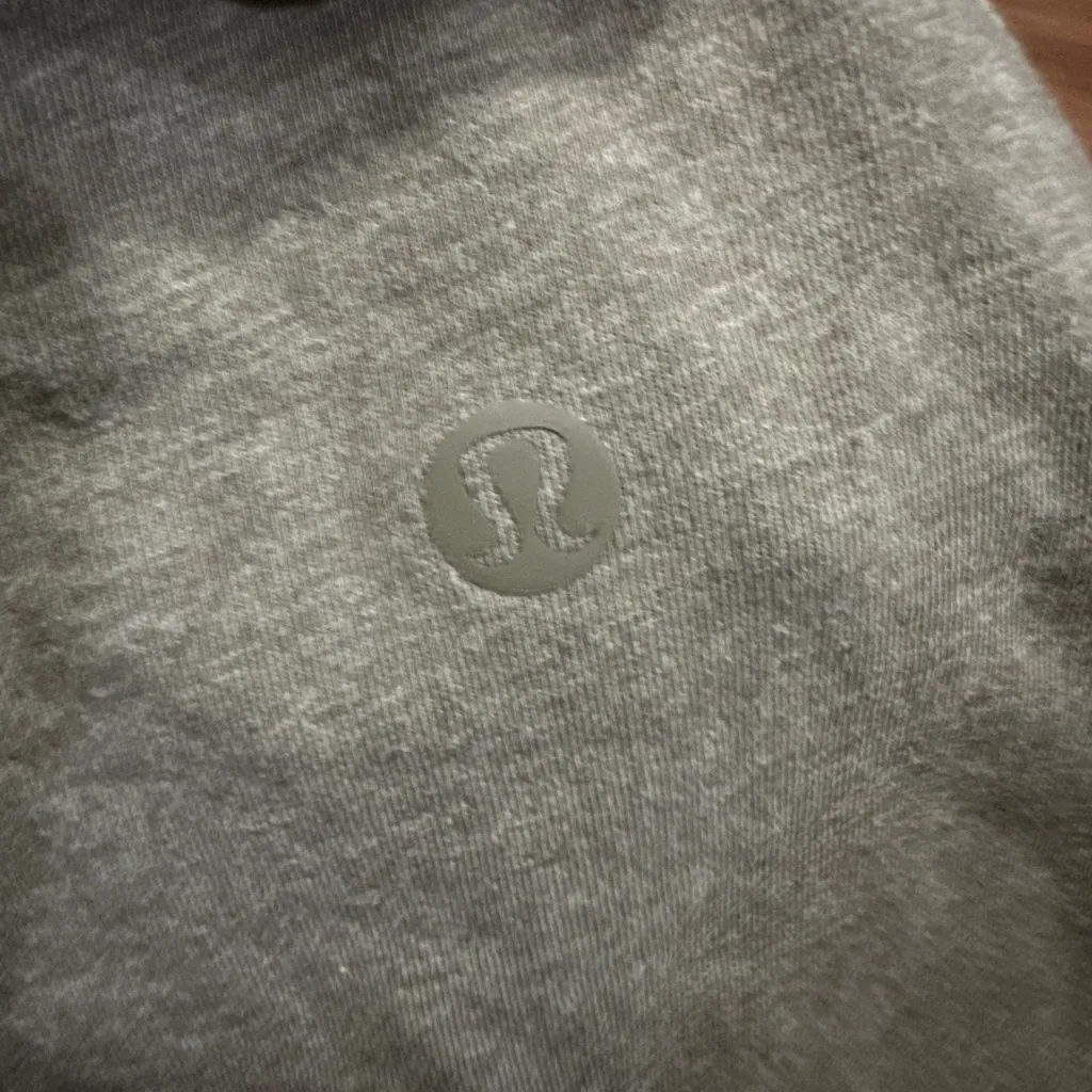 Lululemon love crew short sleeve organic cotton tshirt fits like a small 4 or 6 - Image 4