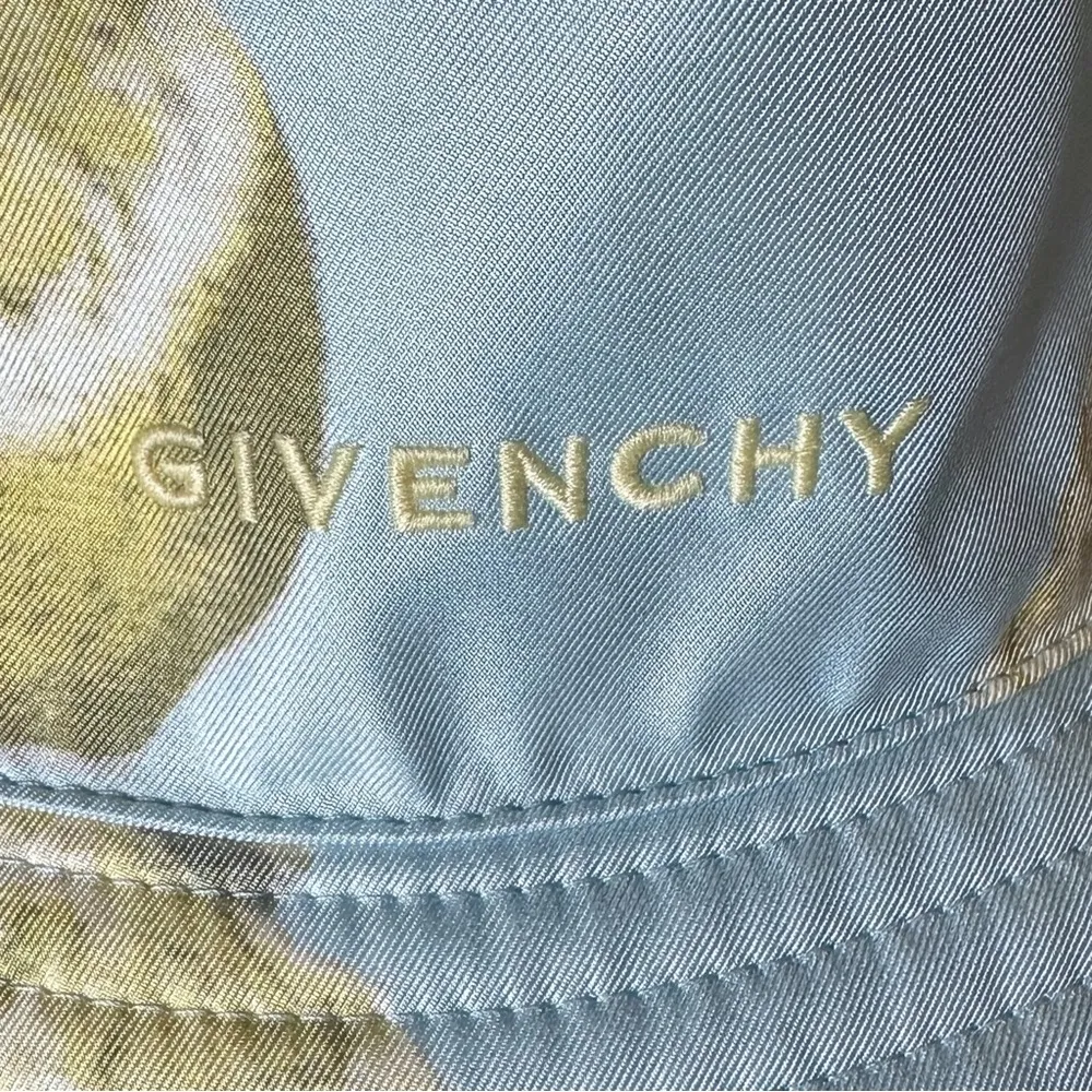 Givenchy NWT Lemon Print Silk Bucket Hat, Sky Blue, Size 56 - Image 2