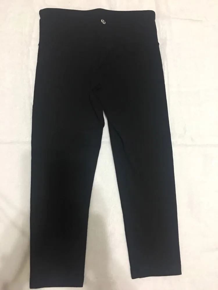 Lululemon Black Cropped Yoga Pant - Image 4