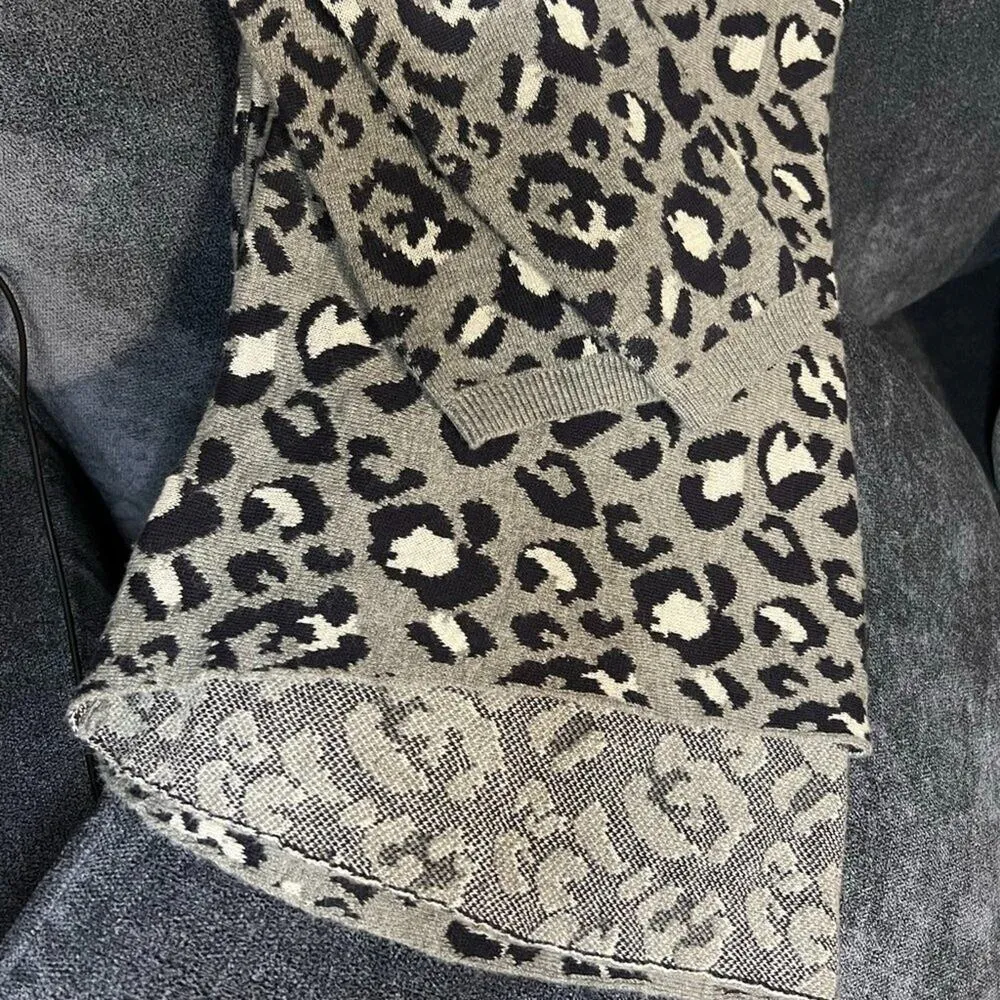 Ann Taylor LOFT Knit Sweater Pullover Top Leopard Print Small Gray - Image 5