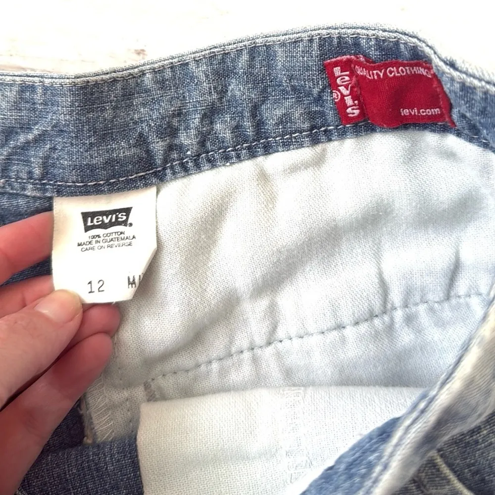 Levi’s Size 12 Women’s Jean Shorts Medium Wash Denim 100% Cotton - Image 3