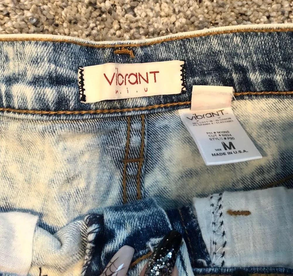 Vibrant M.I.U High Waisted Distressed Shorts - Image 3