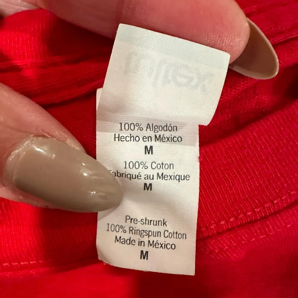 Vintage Tultex Rosie The Riveter Red Short Sleeve Shirt M - Image 4