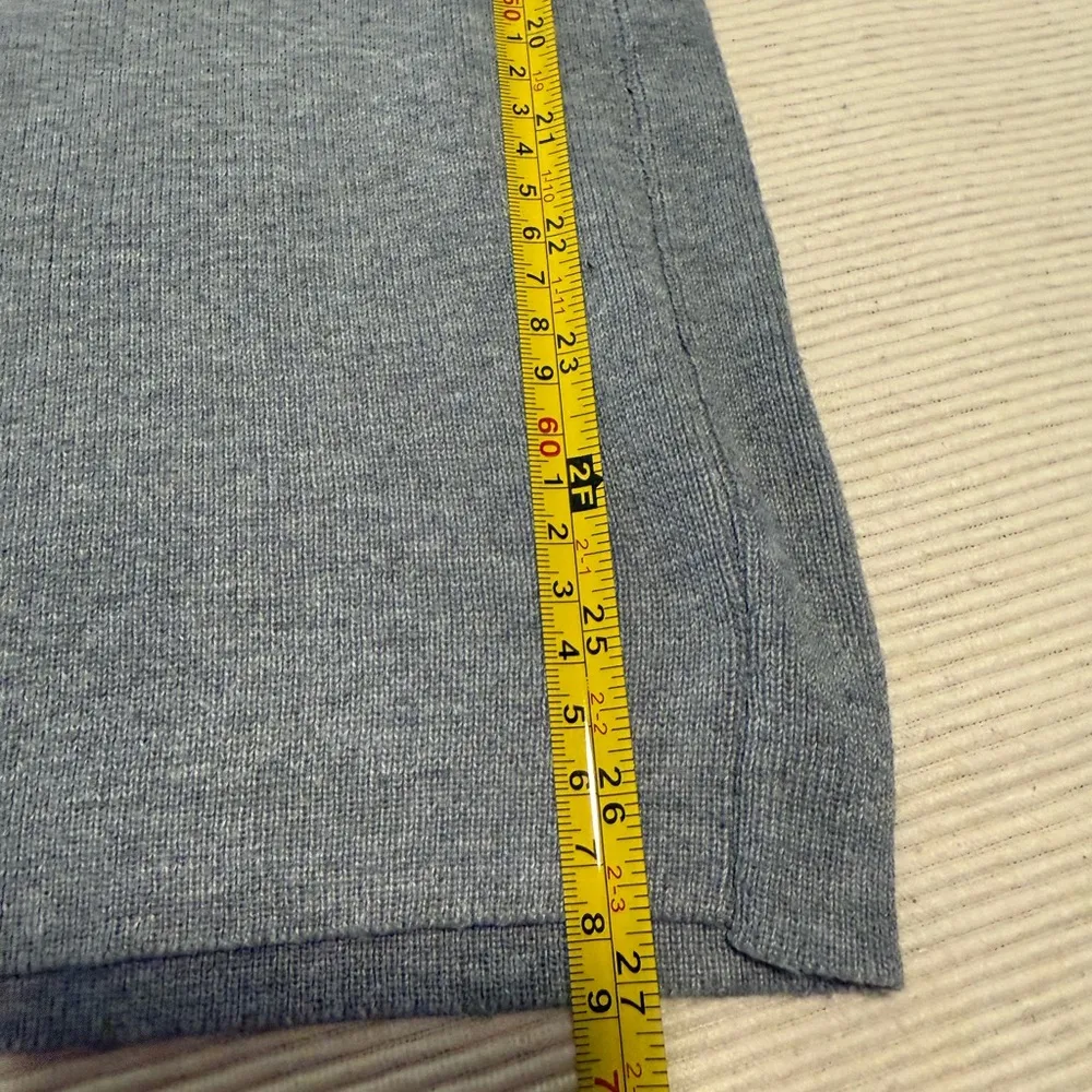 Gray Cropped Sweater and Pant Set Medium - Image 10