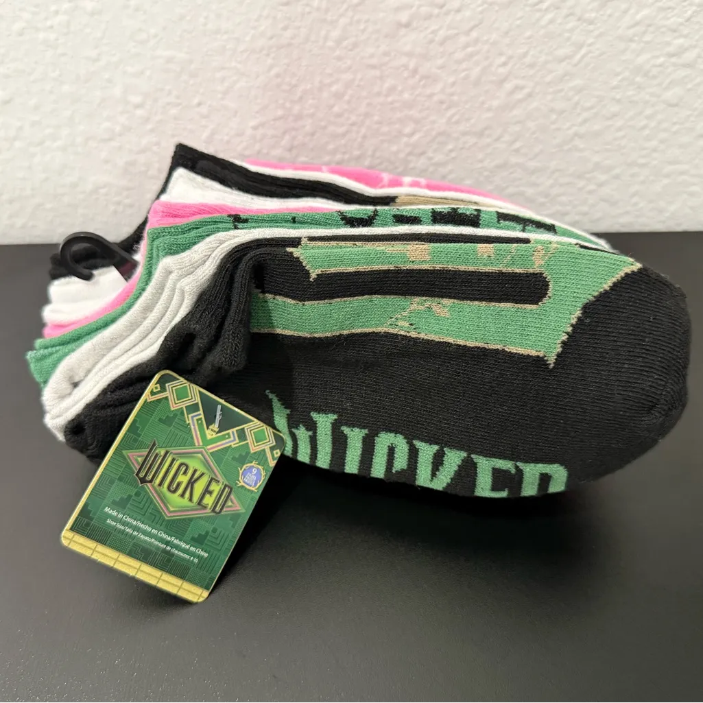 Nwt Womens Wicked Socks Set bundle of 9 pairs Green - Image 2