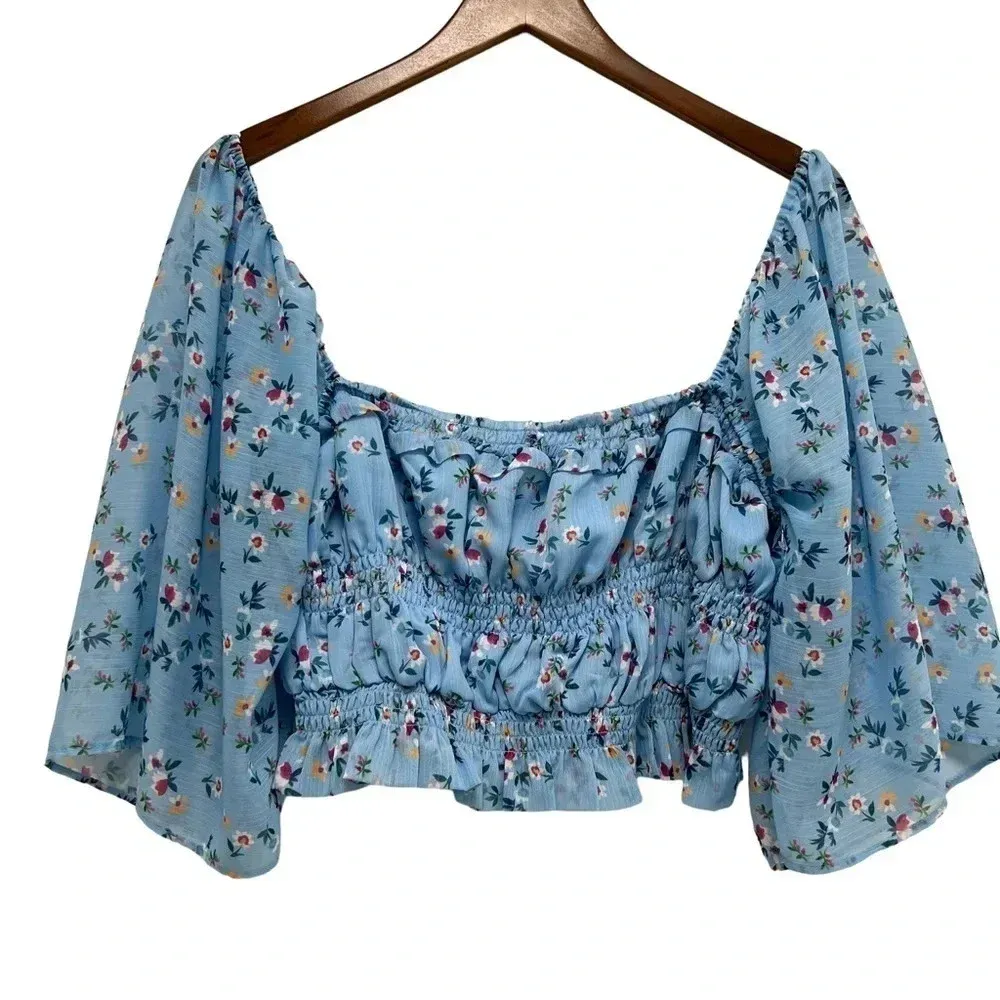 Tularosa Rosie Top Cropped Blouse Carolina Blue Floral Coastal Tropical size L - Image 7