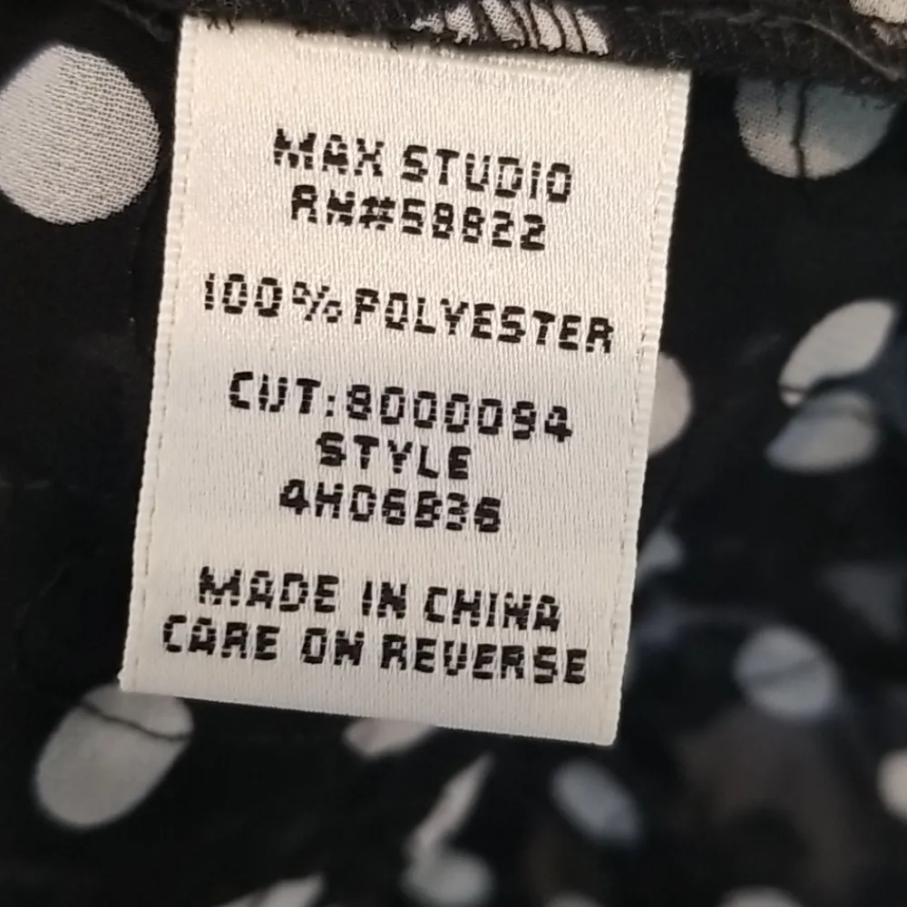 💕MAX STUDIO Polka Dot Textured Sleeveless Blouse - Image 6