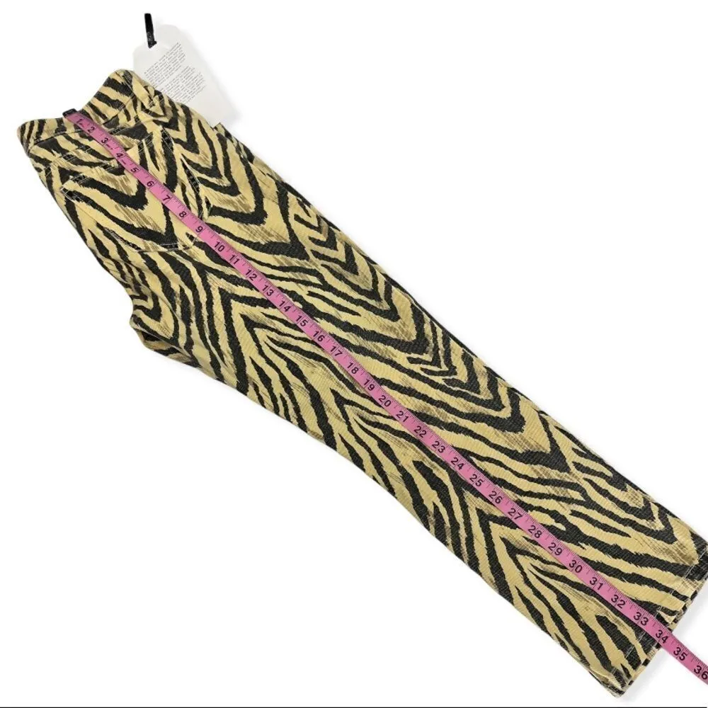 Current/Elliott The Ruby Crop Ankle Jeans in Natural Zebra - Image 11