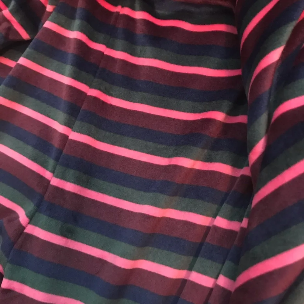 Women’s 2 piece warm Cuddl Duds pajama set - Image 4