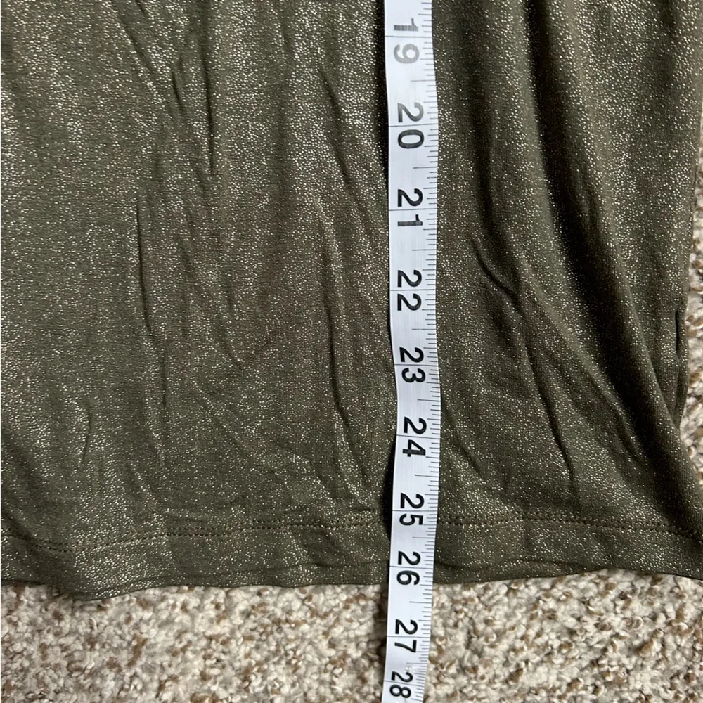 🦋NWT A New Day Gold Metallic Shimmery Glitter Short Sleeve Blouse Large Holiday - Image 6