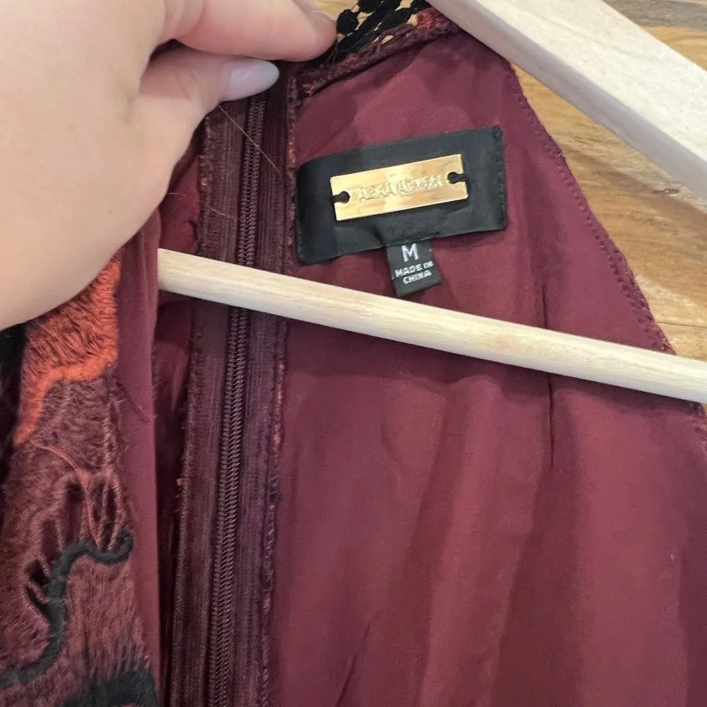 Alexia Admor Burgandy Lace Midi Sheath Dress - Image 6