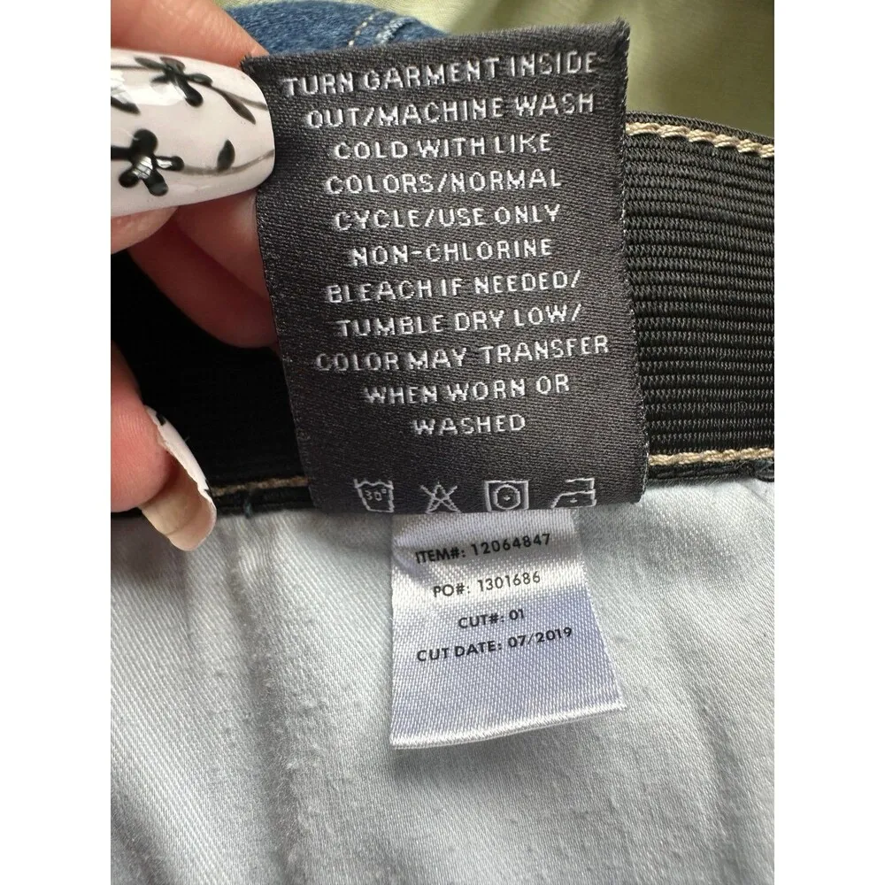 Torrid Sky High Skinny Medium Wash Distressed Elastic Waistband Denim Jeans 26R - Image 8