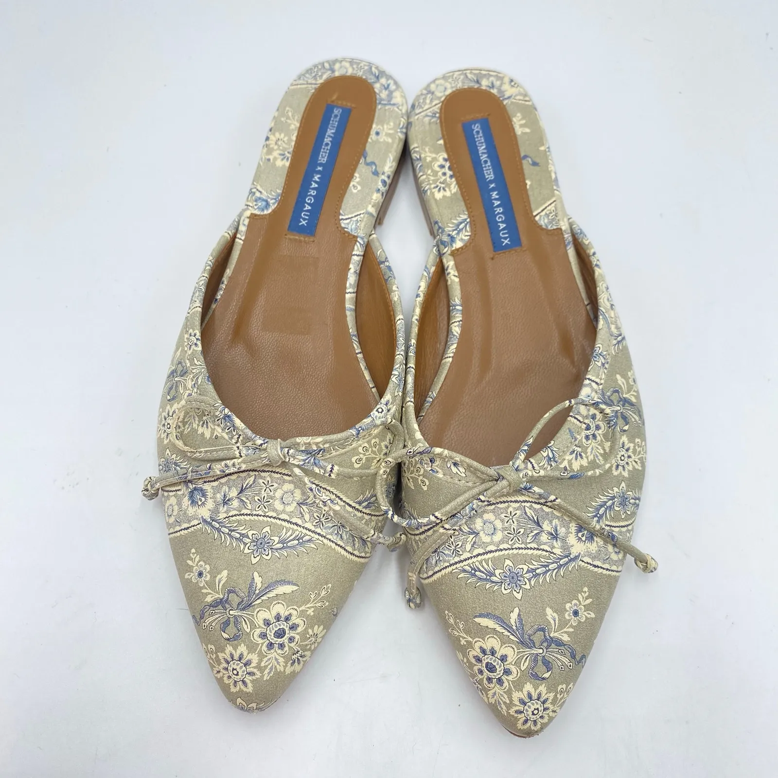 Margaux x Schumacher Grey Floral Prints Pointy Toe Leather Ballet Mule Size 37 - Image 2